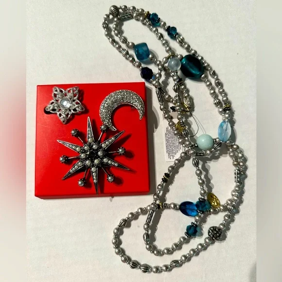 Chico’s Set of Three Brooches & One Necklace - Picture 2 of 7